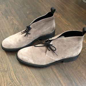 Calvin Klein Suede Chukka Boot
